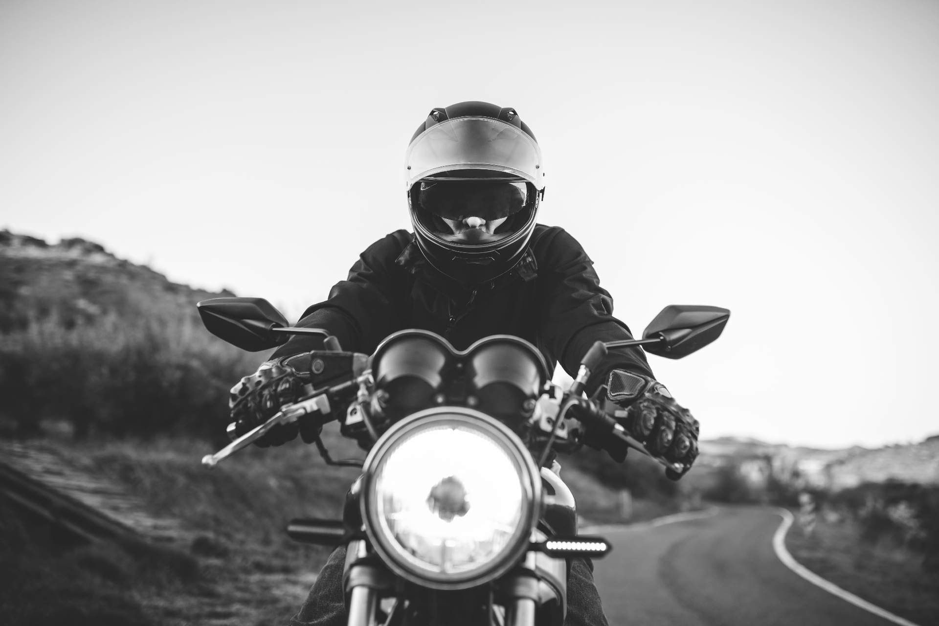 Réunion associative de motards affiliés FMF dans les Alpes-Maritimes